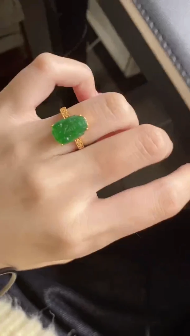 【闪购商品】翡翠戒指银S925镶嵌51151