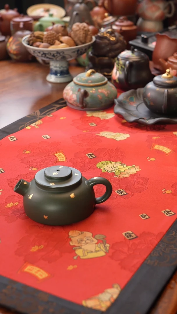 茶壶紫砂绿泥巨轮