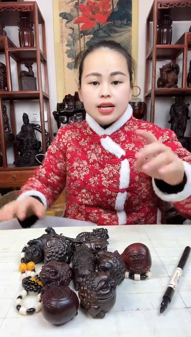 【闪购商品】木臻宝工艺随机小把件