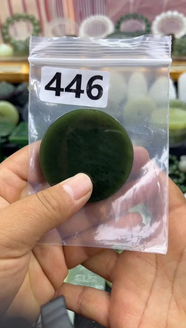 未镶嵌和田玉珠宝半成品镯芯
