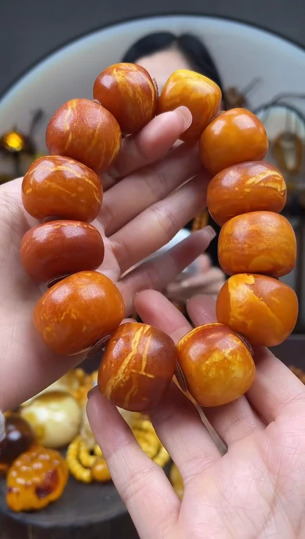 【闪购商品】琥珀裸石未镶嵌首饰 假1赔4 （多样性发货1件