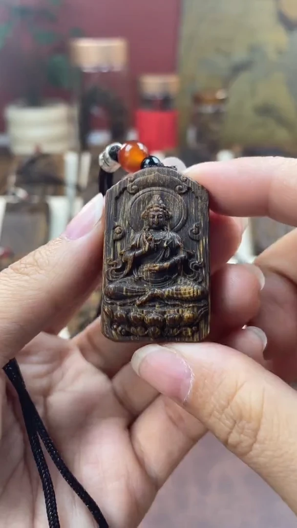 木木雕款芽庄 圣观音4cm送养香瓶