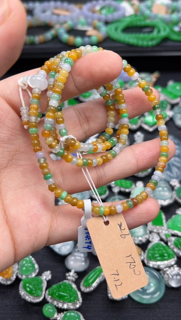 未镶嵌手串翡翠多人