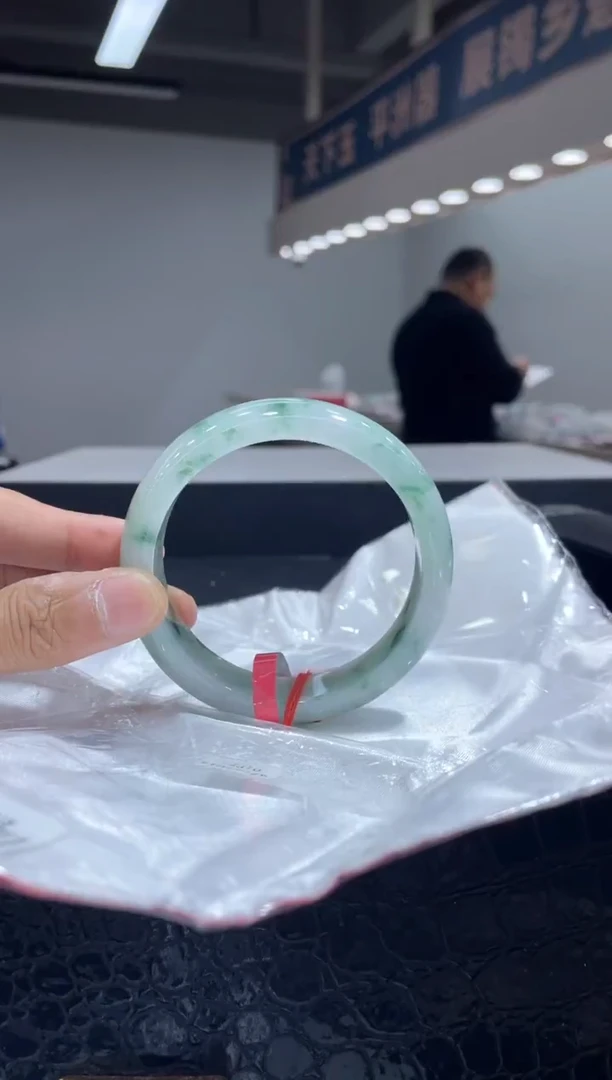 未镶嵌手镯翡翠4 5758
