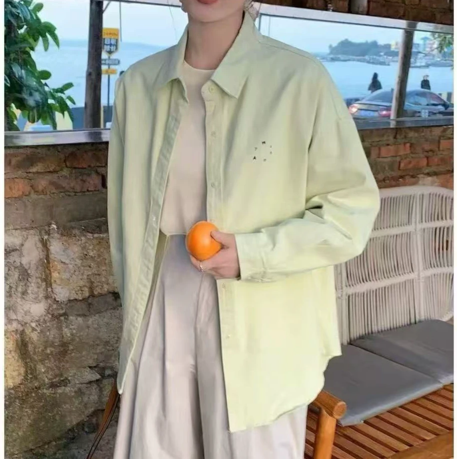 8578春夏新款翻领单排扣百搭宽松刺绣长袖衬衫女