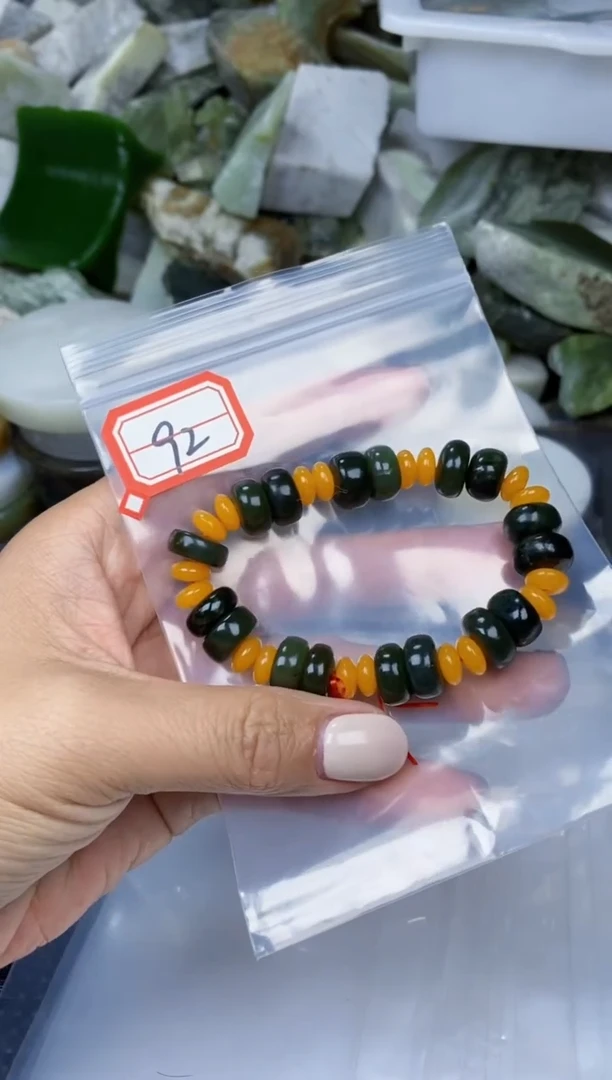 【闪购商品】和田玉多样性发货未镶嵌多样性发货