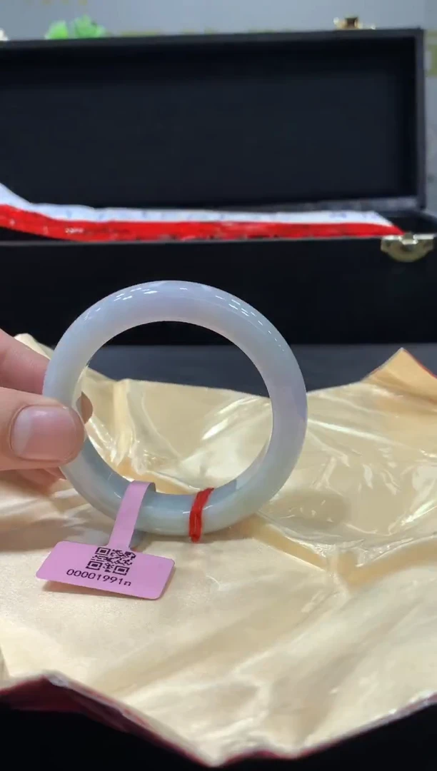 未镶嵌手镯翡翠翡翠手镯