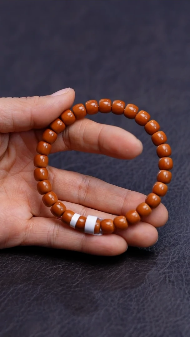 吊坠橄榄核核尖0.78