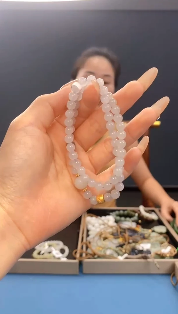 和田玉未镶嵌颈饰拍一发一