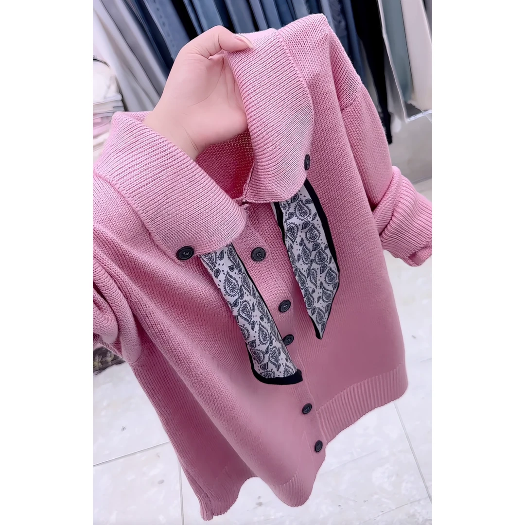 韩系减龄粉色翻领配丝巾长袖针织开衫女2025早秋新款气质百搭上衣