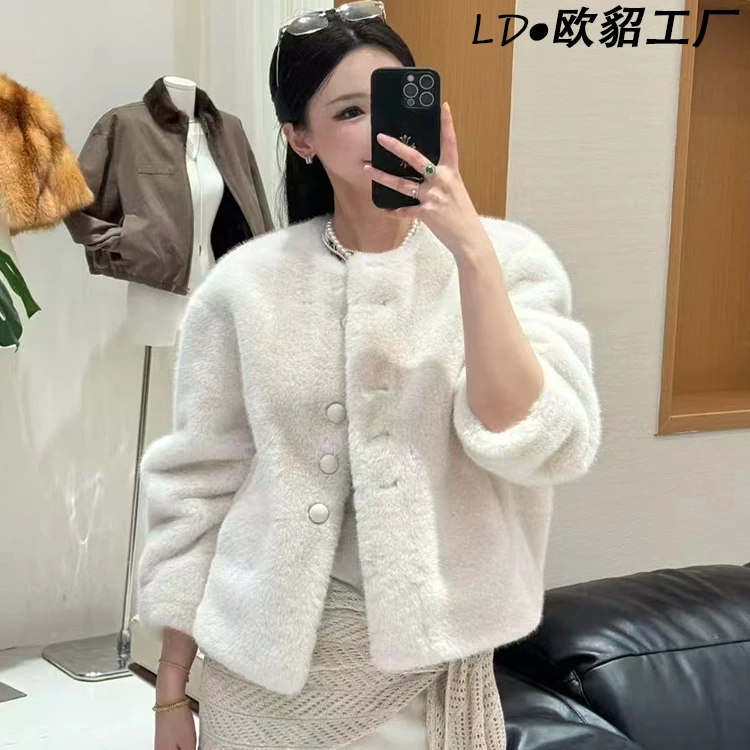 轻奢国风皮毛一体盘扣秋冬新款米兰貂短款上衣女外套复古气质2025