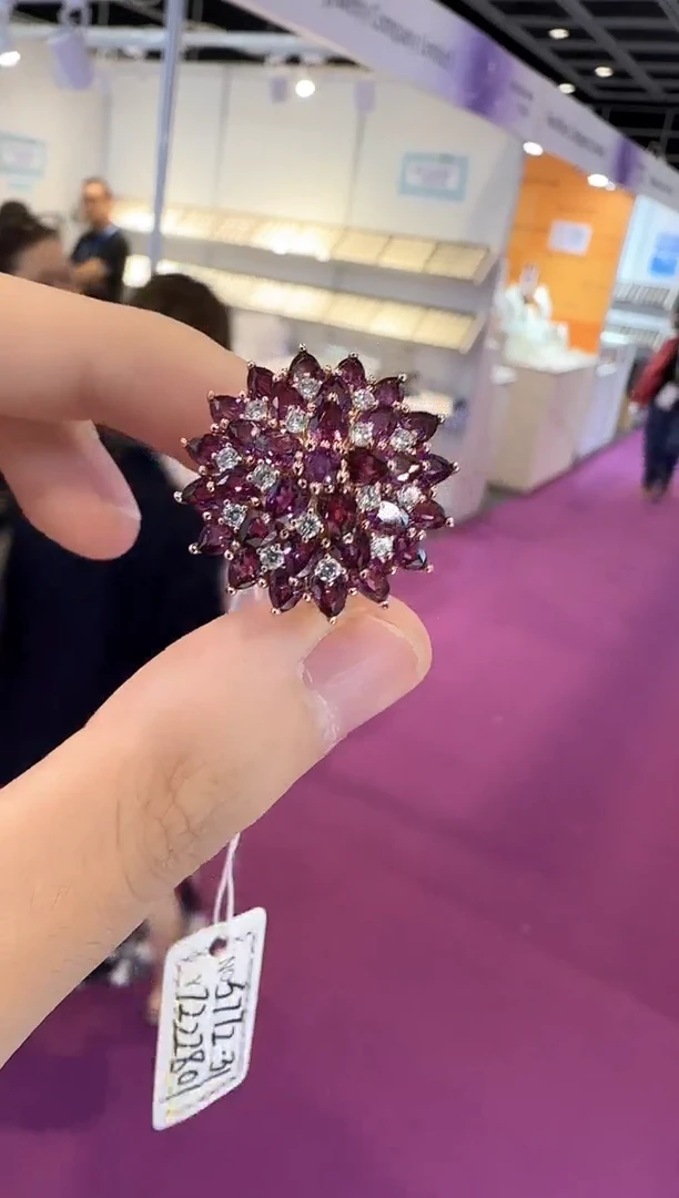 银S925镶嵌戒指石榴石满天星