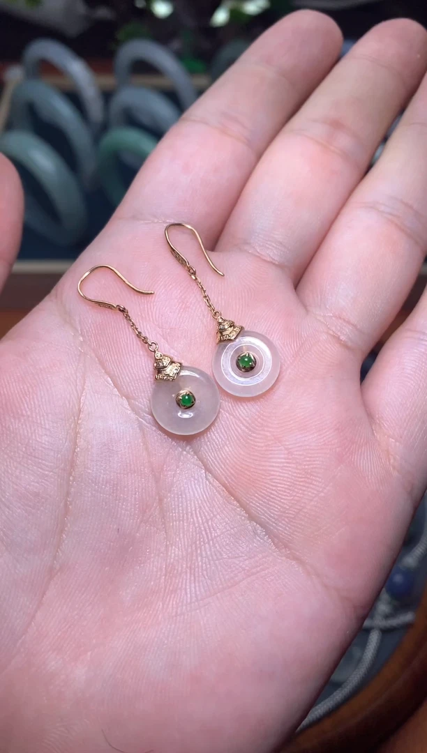 【闪购商品】翡翠耳饰18K金镶嵌/耳钩