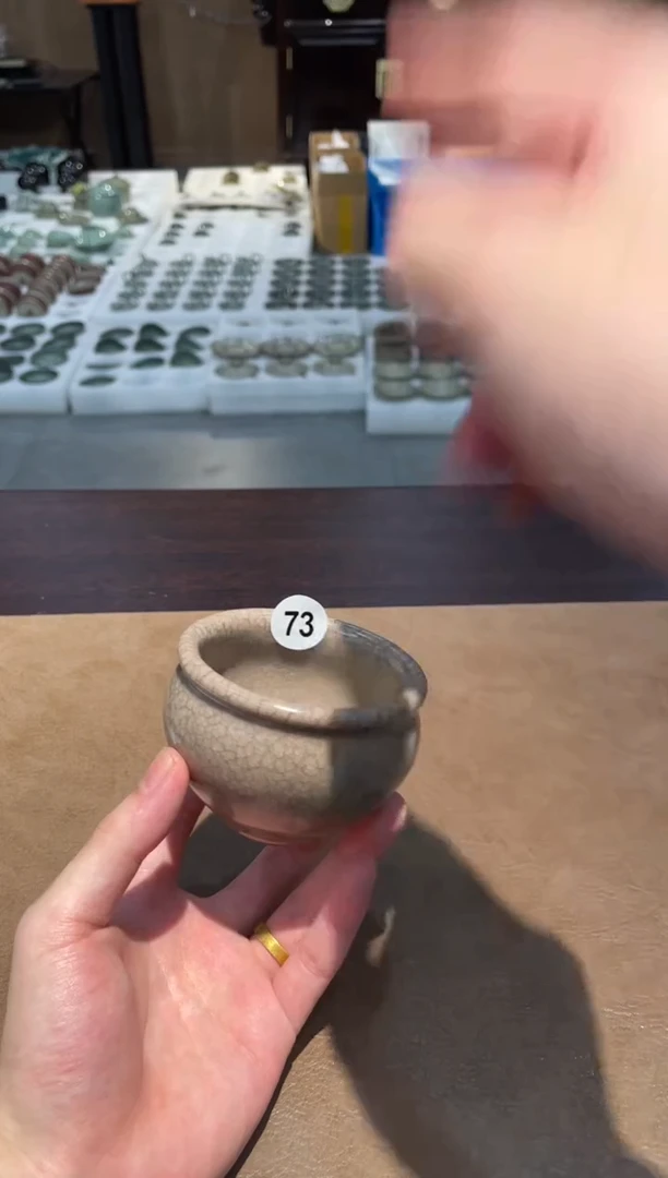 73自仓龙泉青瓷龙纹传哥风水缸杯