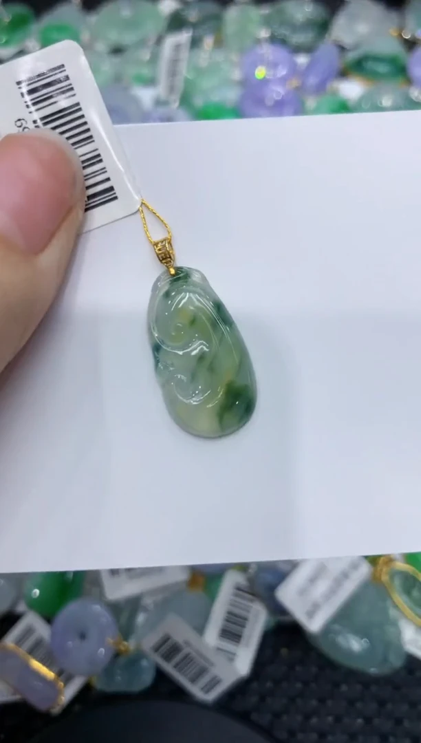 【闪购商品】翡翠颈饰18K金镶嵌1111111111111