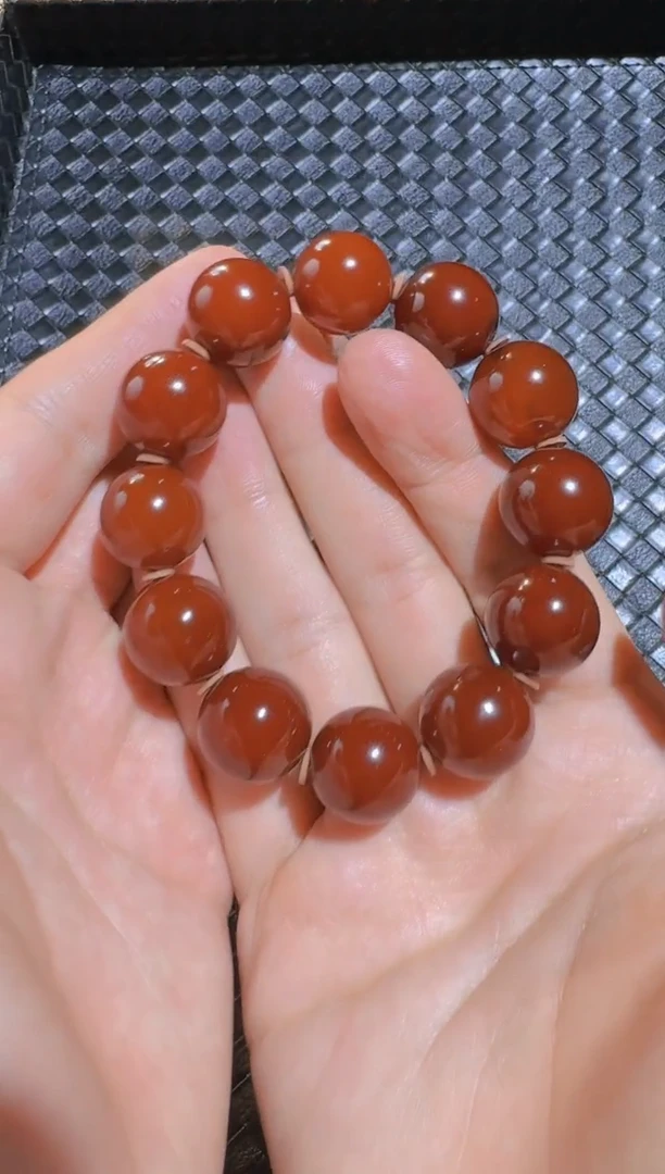 【闪购商品】蜜蜡手链未镶嵌17+紫红