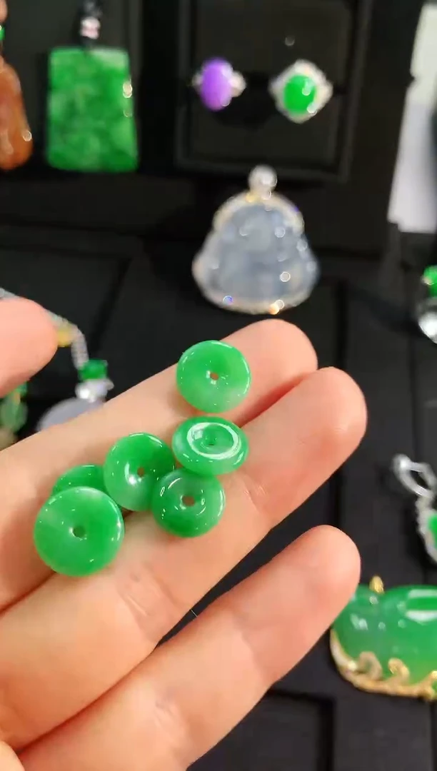 【闪购商品】翡翠颈饰未镶嵌吊坠（多样性发货发一个）