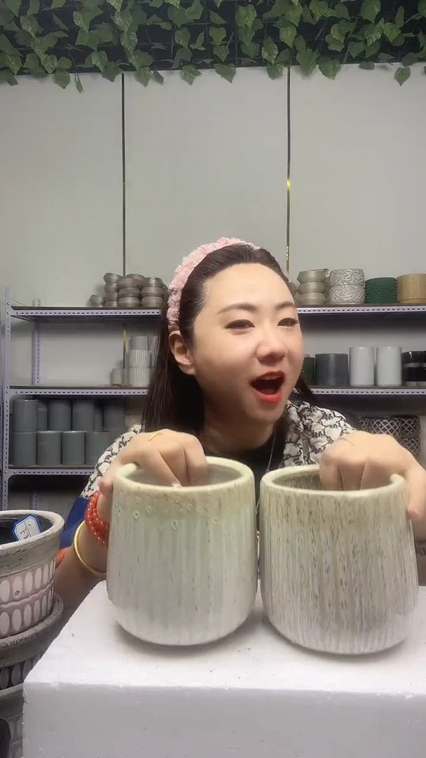 陶瓷花盆宽高10.5x11厘米