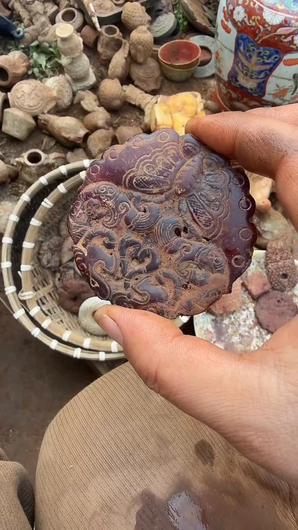 未镶嵌岫岩河磨玉（透闪石质玉）挂件龙*岫岩河磨玉