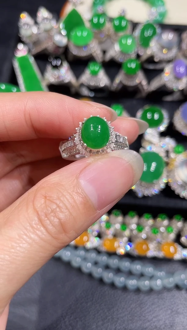 未镶嵌戒指翡翠蛋面