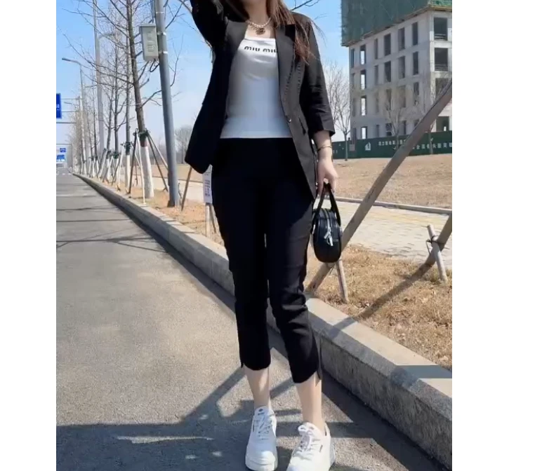 2025春季新款网红同款洋气时尚韩版爆款休闲外套裤子两件套知u
