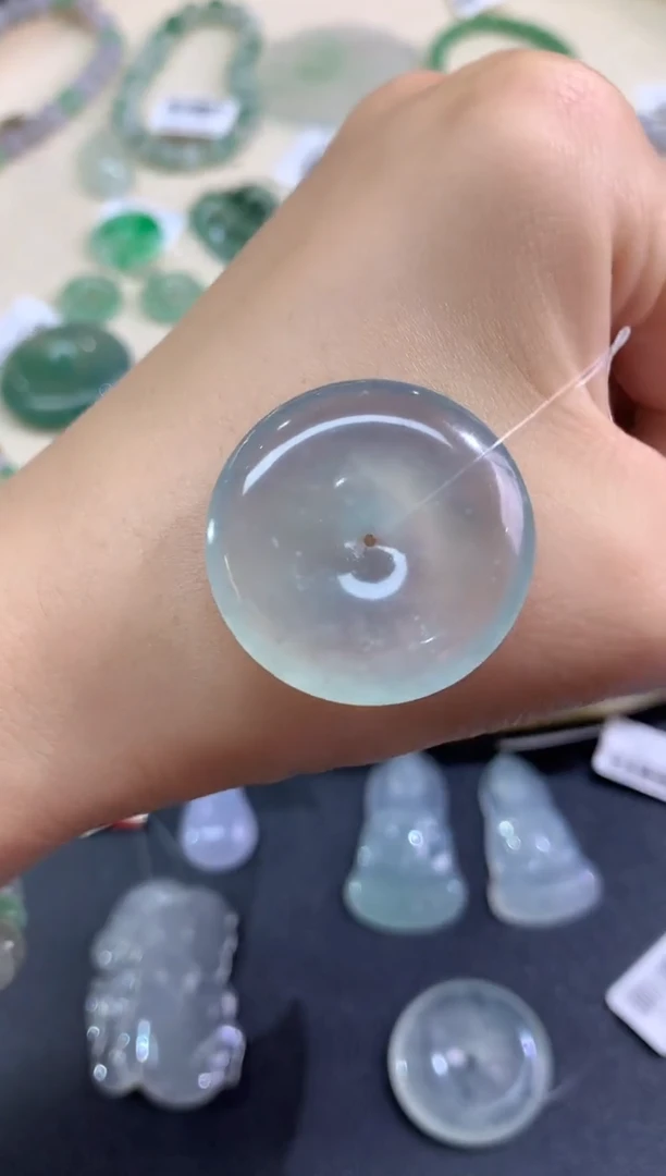未镶嵌定制翡翠毛货吊坠|28000