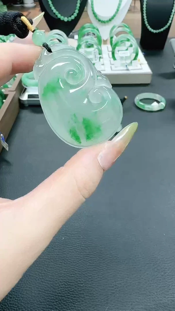 未镶嵌1石英质玉（非洲翠）/8840