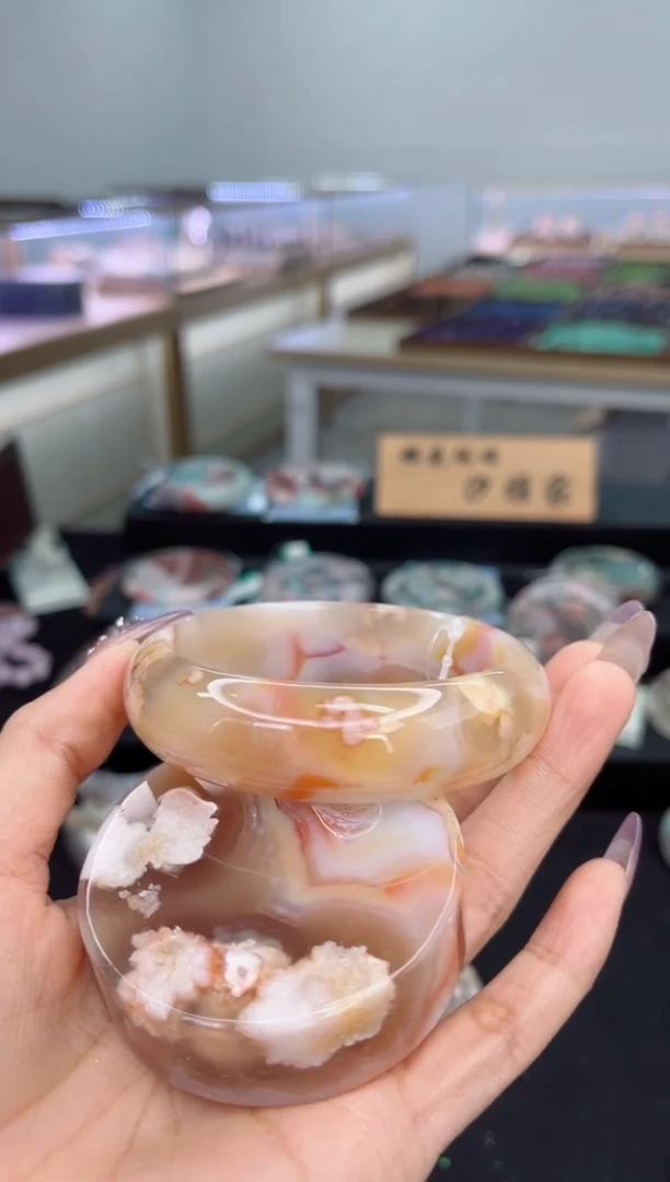 石英质玉手镯未镶嵌60圈口（赠品镯心）6541670