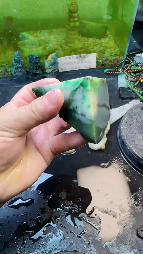 【闪购商品】翡翠颈饰未镶嵌105天然翡翠