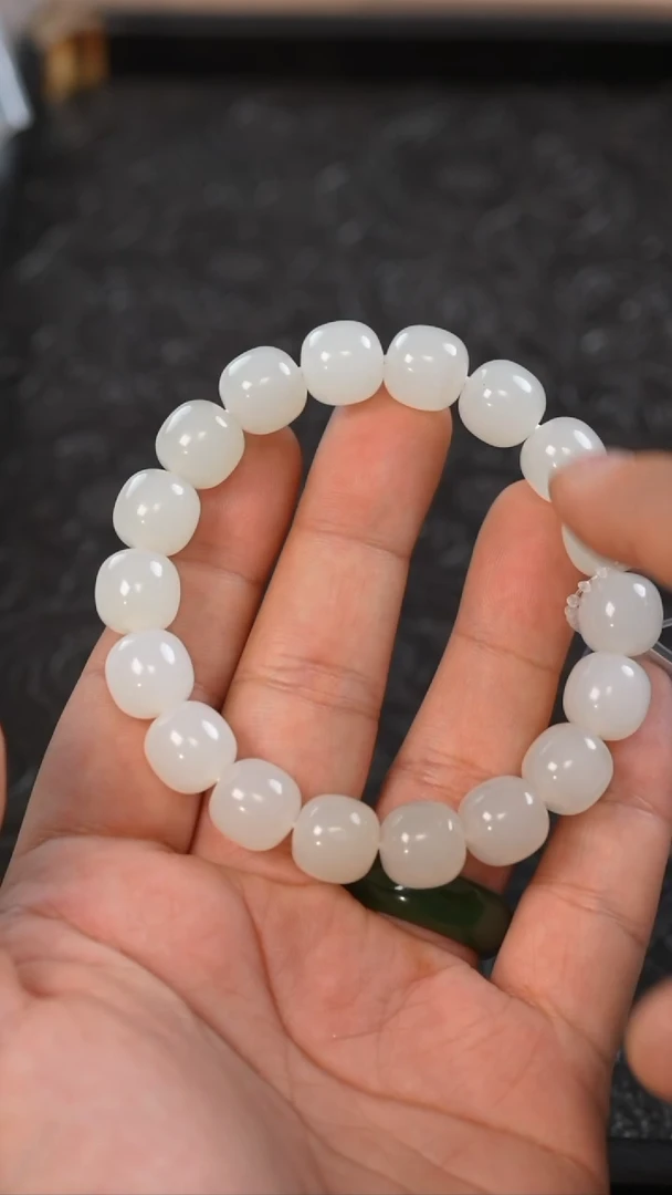 未镶嵌手串和田玉多样性发一件THTY6825