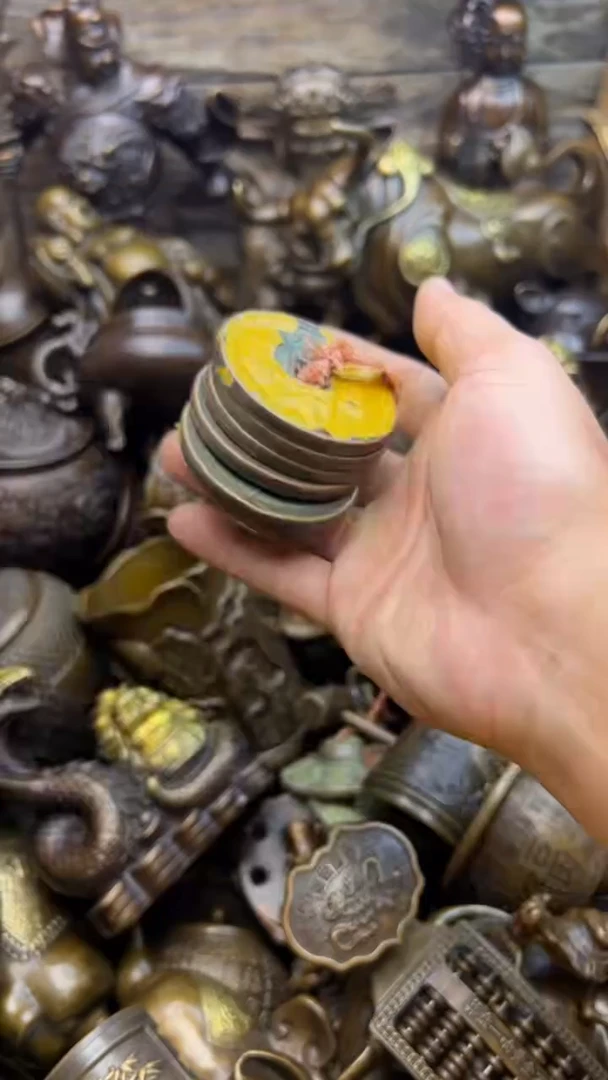 精美铜器，点击下单