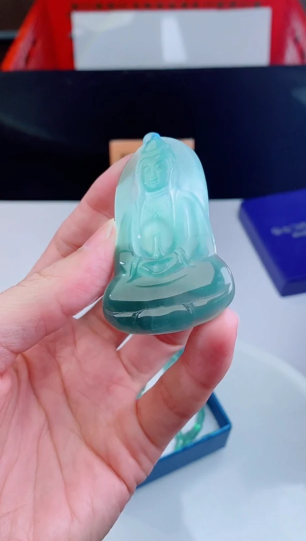 颈饰未镶嵌翡翠1