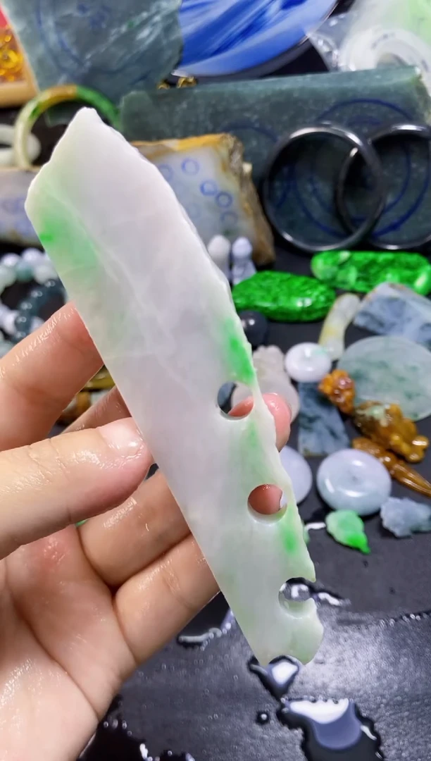 翡翠未镶嵌颈饰053天然翡翠