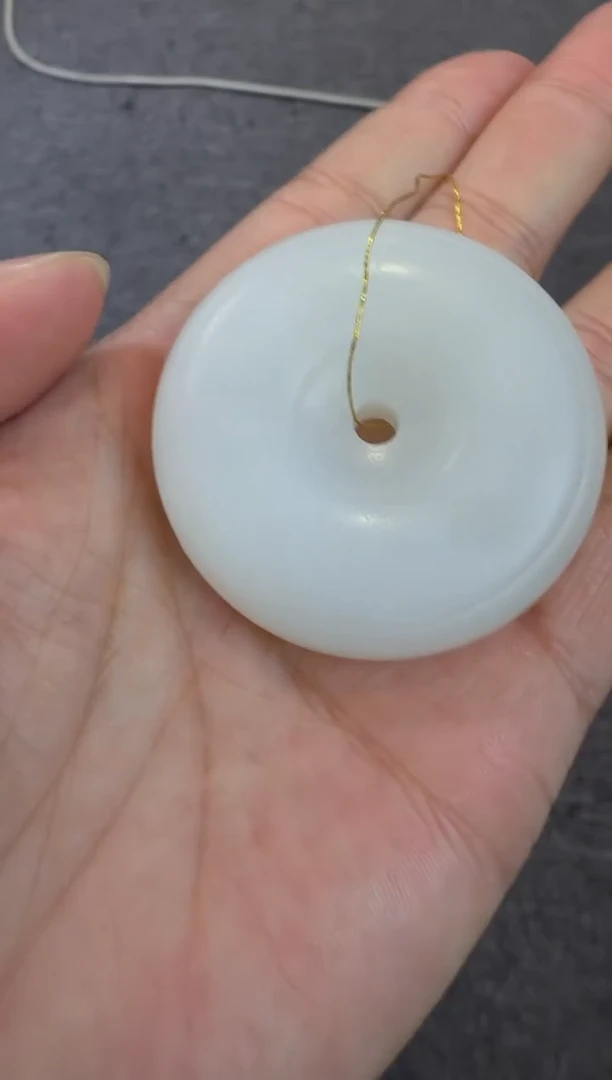 【闪购商品】和田玉吊坠未镶嵌平安扣配珠链