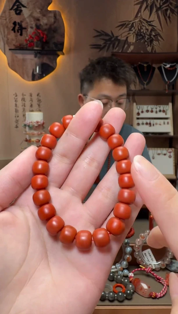 未镶嵌原矿无优化无注胶手串南红玛瑙一条约10mm
