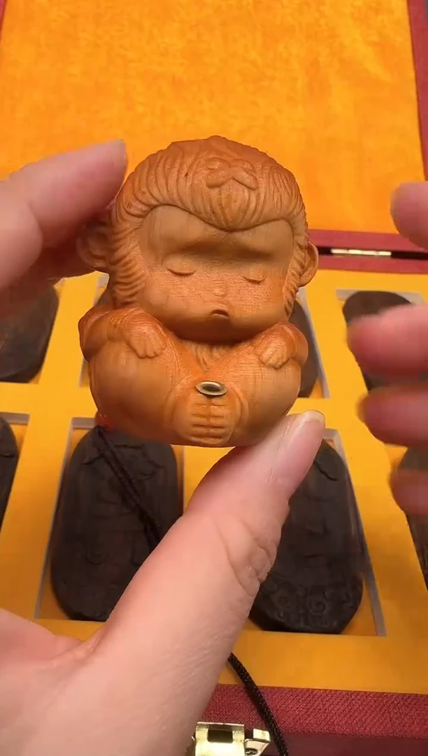 【闪购商品】木原木原色悟空小摆件