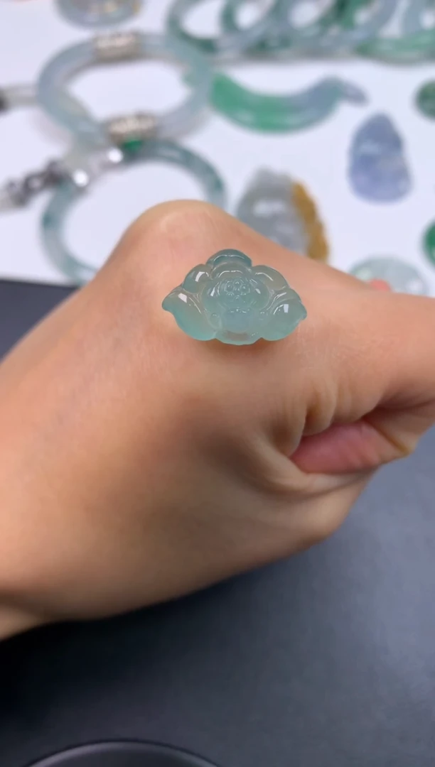 颈饰未镶嵌翡翠0886732274（12*6.2）