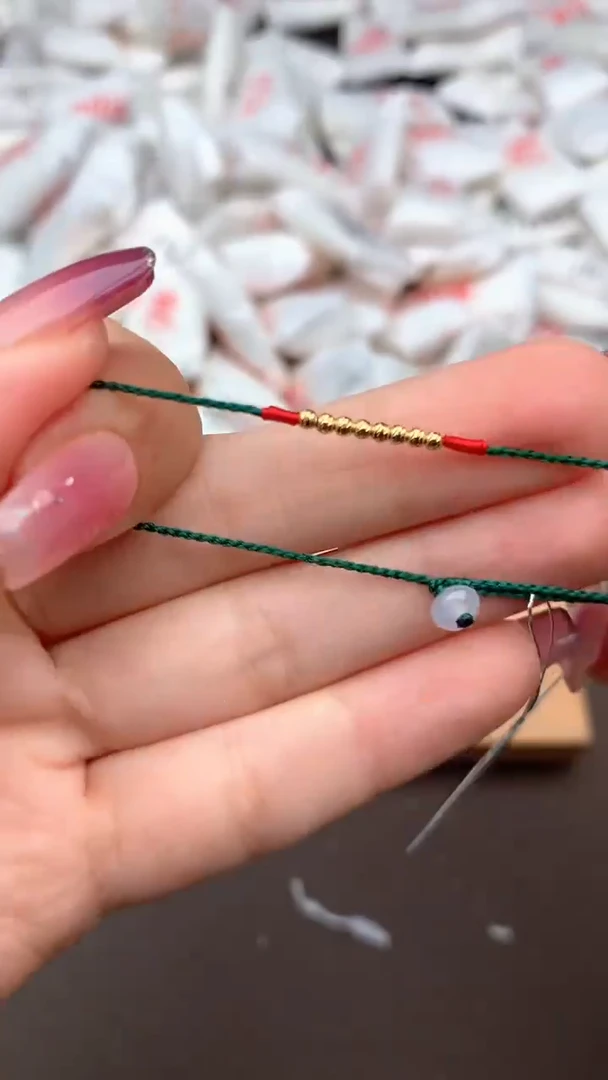 【闪购商品】翡翠手绳未镶嵌一