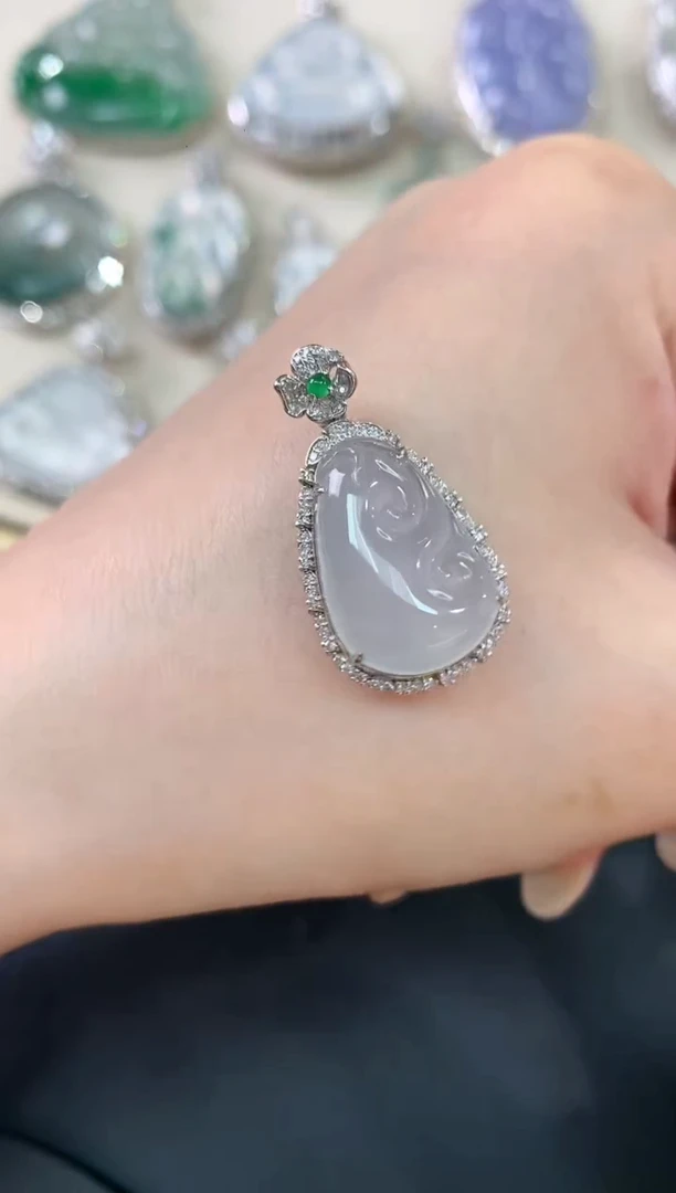 【闪购商品】翡翠吊坠(不含链)18K金镶嵌A627|4800