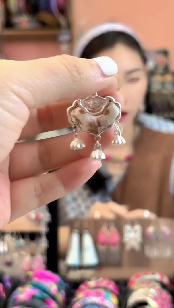 织绣艺枝独绣手工饰品102