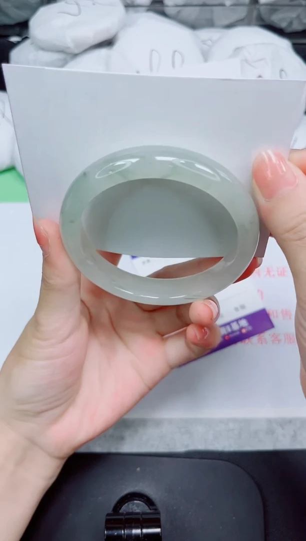 石英质玉手镯未镶嵌20-58