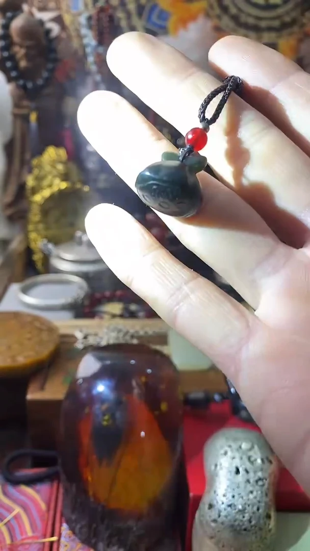 颈饰未镶嵌和田玉（青玉）-----主播推荐-----
