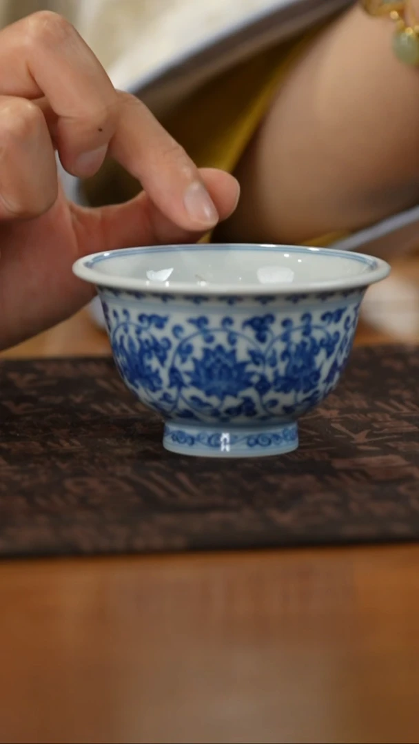 望月怀古缠枝狮心小压手