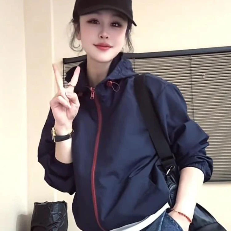 抽绳连帽防晒衣外套女欧洲站2025早春新款欧货女装时尚短款上衣潮