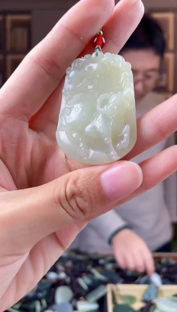 未镶嵌和田玉挂件拍一发一，多样性发货