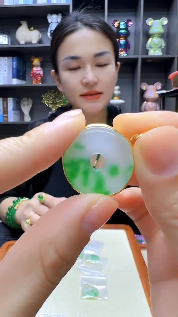 翡翠14K金镶嵌颈饰沉白diy劲饰