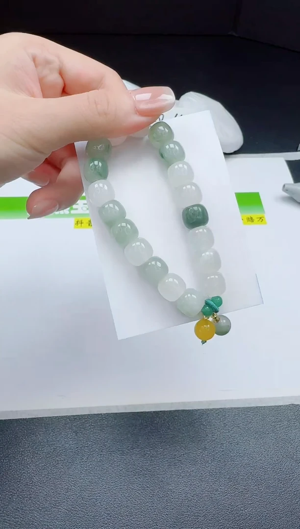 石英质玉手镯未镶嵌天山翠手链【花纹随机】