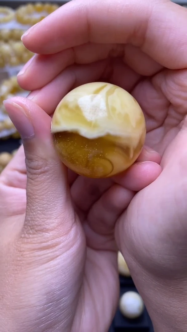 未镶嵌琥珀裸石蜜蜡.53