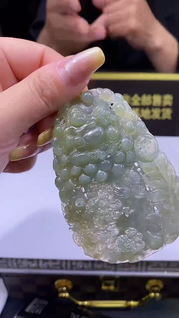 未镶嵌定制翡翠40/1229/W/佛