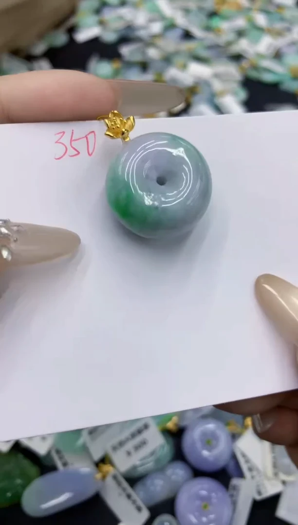 翡翠未镶嵌颈饰11111111111111